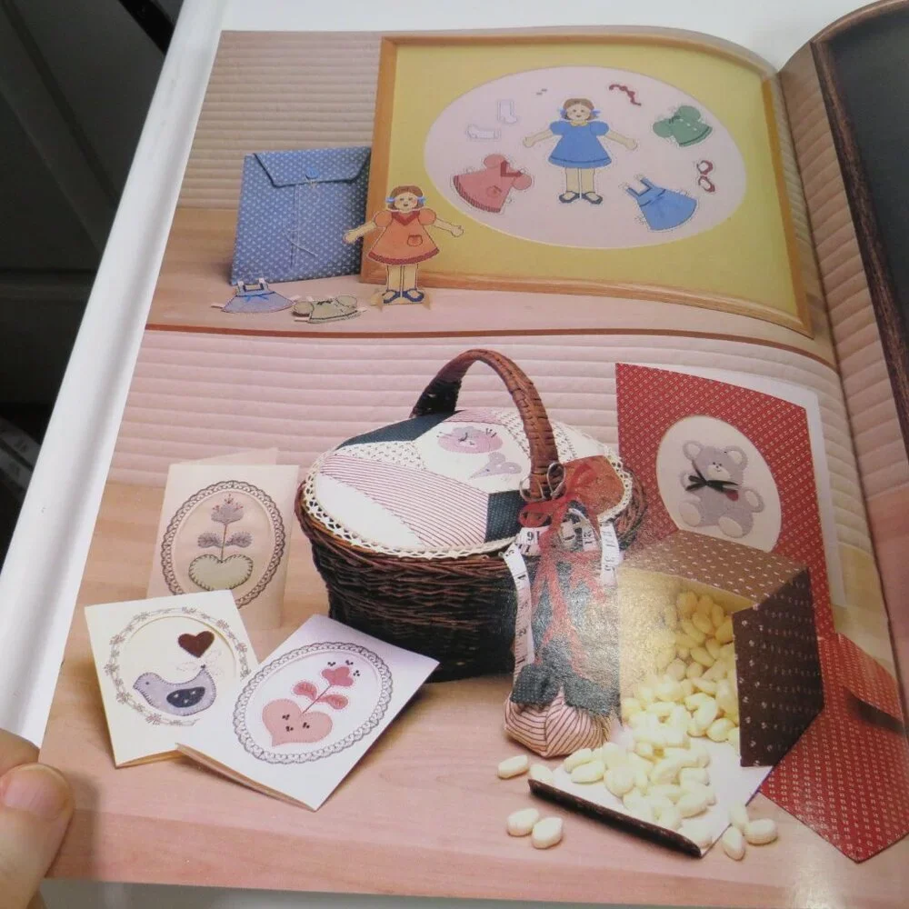 Farmhouse Quilting and Cross Stitching 41 page PATTERN BOOK 1982
